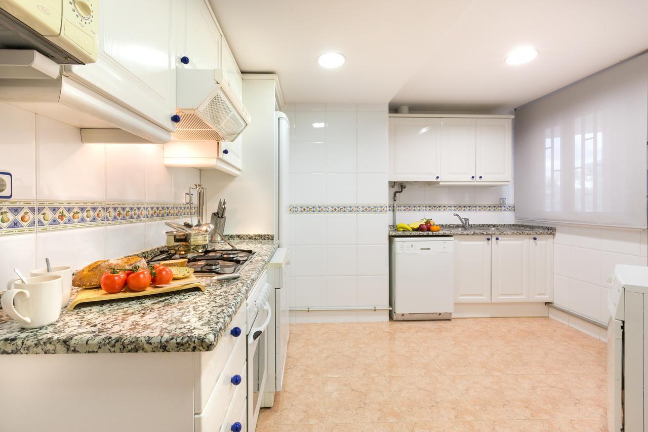 Europa Square Apartment Santa Susanna Eksteriør billede